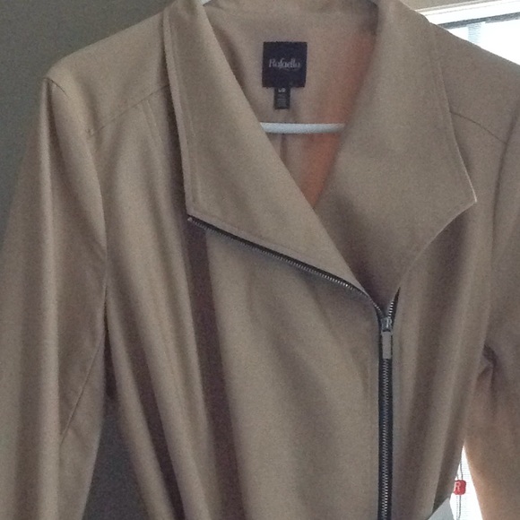Gorgeous NWT coat - Picture 2 of 8